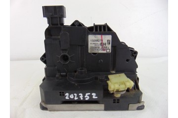 Cerradura puerta delantera derecha, Opel Corsa D Cosmo 2009, 13258274