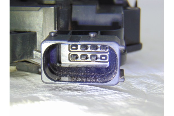 Cerradura puerta delantera derecha, Opel Corsa D Cosmo 2009, 13258274