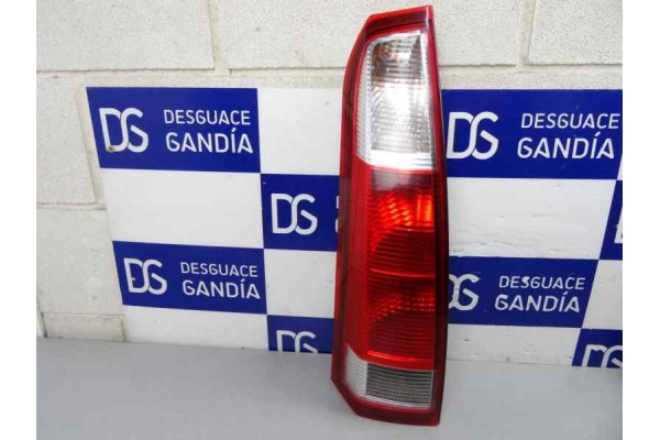 Piloto trasero izquierdo, Opel Meriva Cosmo 2003