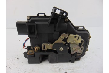 Cerradura puerta delantera derecha, Audi A6 Berlina (4B2) 2.8 Quattro 2000, 4B1837016B