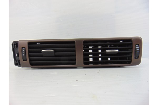 Rejilla aireadora, Audi A6 Berlina (4B2) 2.8 Quattro 2000, 4B1820951