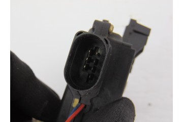 Cerradura puerta trasera derecha, Audi A6 Berlina (4B2) 2.8 Quattro 2000, 4B0839016B
