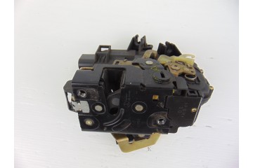 Cerradura puerta trasera derecha, Audi A6 Berlina (4B2) 2.8 Quattro 2000, 4B0839016B