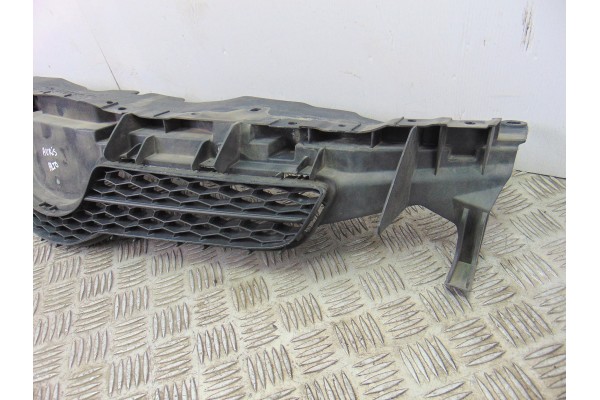 Rejilla delantera, Toyota Auris (E15) Luna 2008, 53111-02390