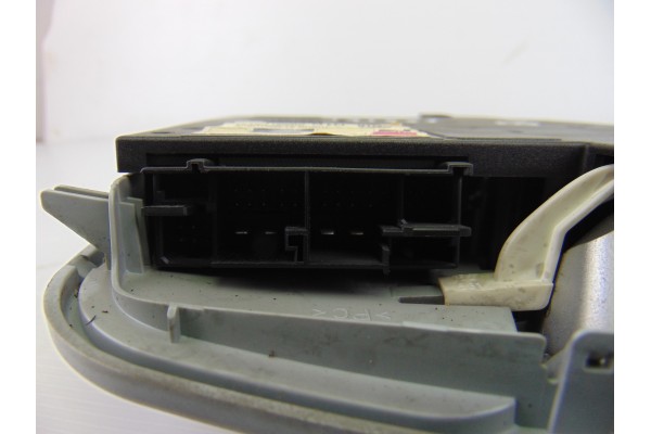 Luz interior, Mercedes-benz Clase C (Bm 203) Berlina 220 Cdi (203.006) 2004, A2038201001