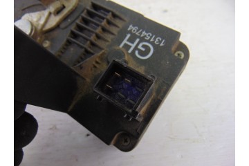 Cerradura puerta trasera derecha, Opel Meriva Enjoy 2006, 13154794