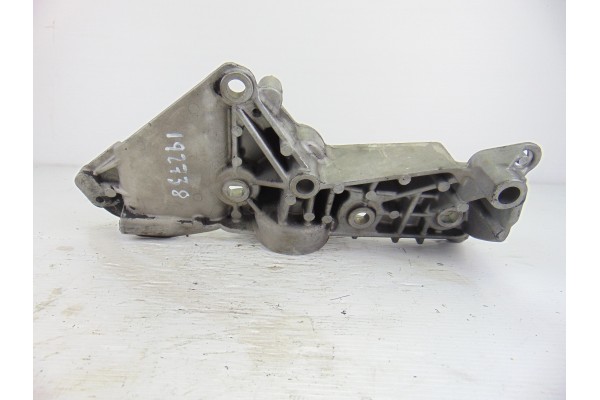 Soporte alternador, Nissan Almera (N16/E) Tekna 2005, 8200425034