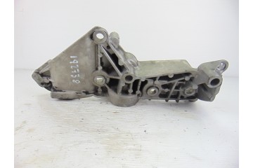 Soporte alternador, Nissan Almera (N16/E) Tekna 2005, 8200425034