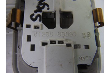 Luz interior, Toyota Avensis Cross Sport (T27) Advance 2011, 81250-05030
