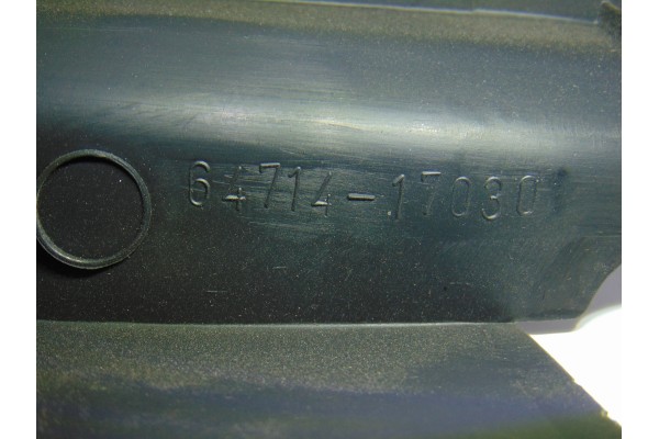 Moldura, Toyota Mr 2 Roadster (W30) 1.8 SMT Hardtop 2004, 64714-17030