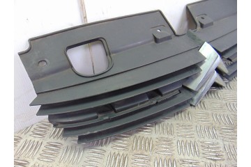 Rejilla delantera, Citroen C5 Berlina 2.0 HDi SX 2002, 9636751980