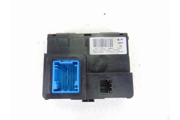 Módulo electrónico, Peugeot 308 Style 2015, 9811039380