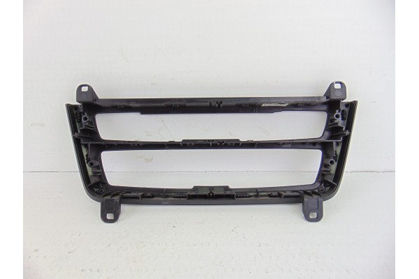 Molduras delanteras, Bmw Serie 3 Touring (F31) 318d 2014, 9207195