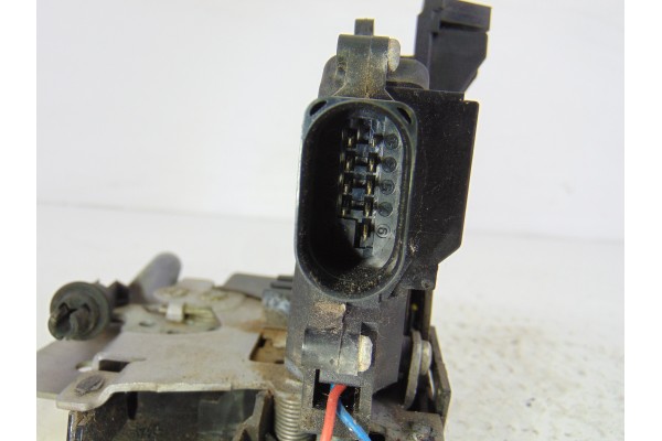 Cerradura puerta delantera derecha, Audi A6 Avant (4B5) 3.0 2002, 4B1837016G