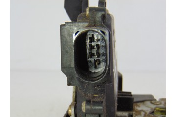 Cerradura puerta trasera izquierda, Audi A6 Avant (4B5) 3.0 2002, 4B0839015G