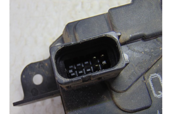 Cerradura puerta delantera derecha, Opel Astra H Gtc Energy 2008, 13210749