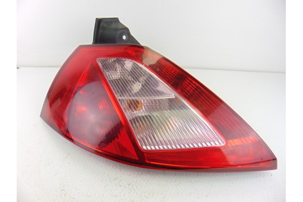 Piloto trasero izquierdo, Renault Megane Ii Berlina 5P Authentique 2005, 8200073236