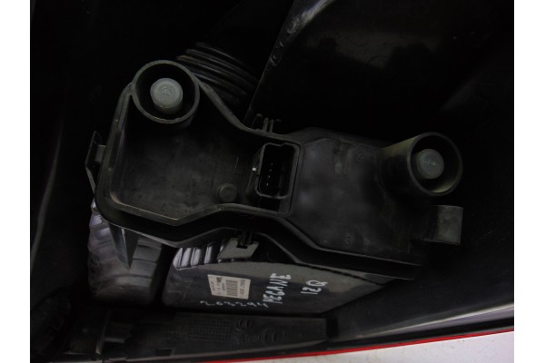 Piloto trasero izquierdo, Renault Megane Ii Berlina 5P Authentique 2005, 8200073236