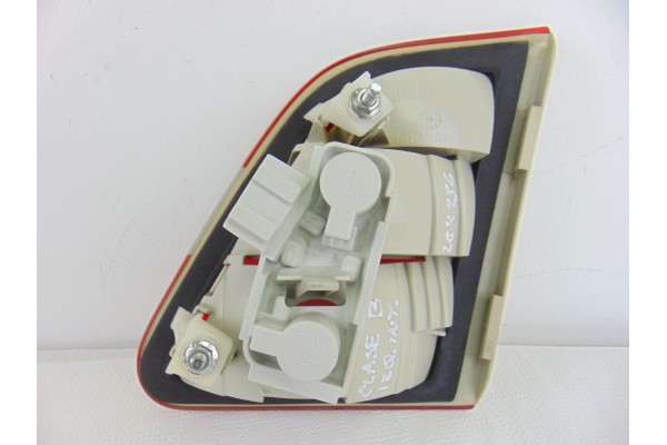 Piloto trasero izquierdo interior, Mercedes-benz Clase B (Bm 245) 200 (245.233) 2008, A1698201564