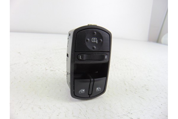 Mando elevalunas delantero izquierdo, Opel Corsa e Selective 2017, 13430017