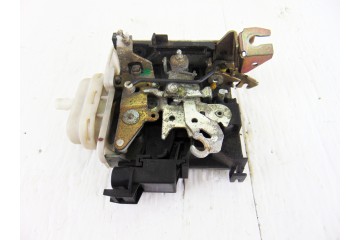 Cerradura puerta delantera derecha, Audi A8 (D2) 2.5 TDI Quattro 2001, 4D1837016D