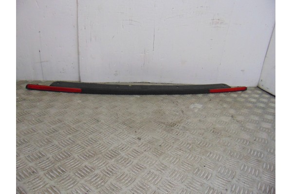 Molduras traseras, Audi A8 (4E) 3.0 TDI Quattro 2005, 4E0807417B