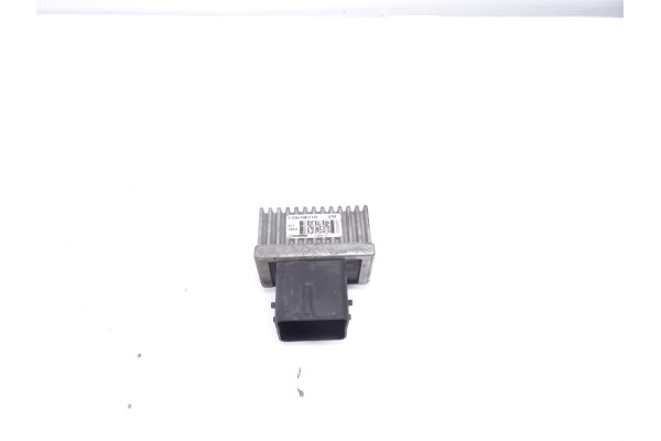Caja precalentamiento, Renault Clio Iv Dynamique 2014, 110678071R