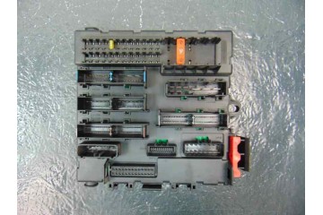 Caja reles / fusibles, Opel Vectra C Berlina Club 2003, 13125487