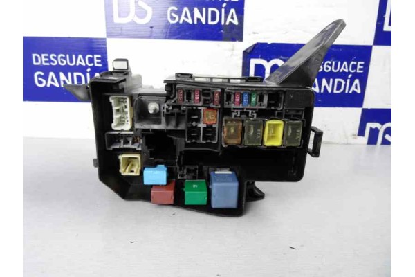 Caja reles / fusibles, Toyota RAV4 (A3) Sol 2008