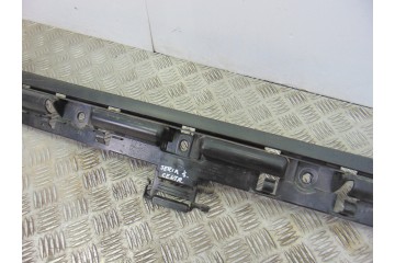 Molduras traseras, Bmw Serie 1 Berlina (E81/E87) 120d 2008, 7058521