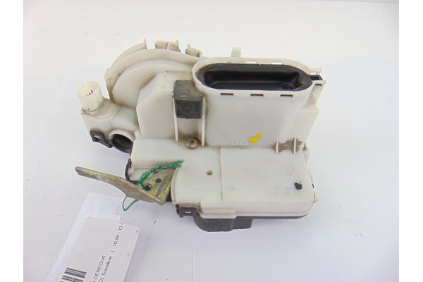 Cerradura puerta delantera derecha, Volkswagen Polo Iii Berlina (6N2) Trendline 2001
