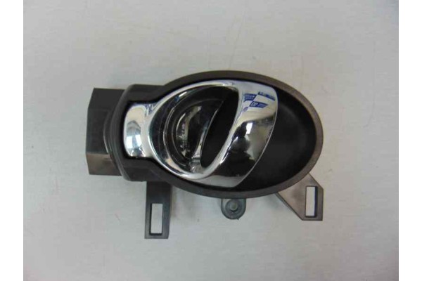 Maneta interior delantera izquierda, Nissan Juke (F15E) Acenta 2013