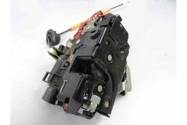 Cerradura puerta trasera derecha, Audi A4 Berlina (8E) 2.5 TDI (120kW) 2003, 8E0839016C
