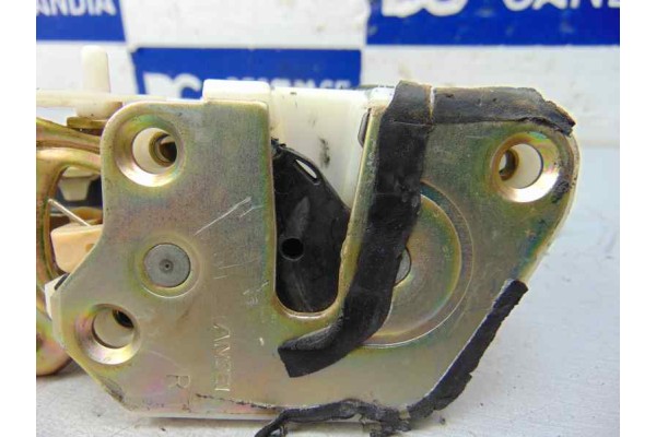 Cerradura puerta trasera derecha, Mitsubishi Montero (V60/V70) 3.2 DI-D GLS Kaiteki (5-ptas.) 2001