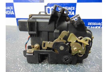 Cerradura puerta trasera derecha, Audi A6 Avant (4B5) 2.7 T Quattro 2001, 8B0839016B
