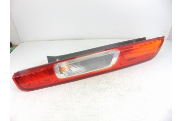 Piloto trasero izquierdo, Ford Focus Berlina (Cap) Ghia 2006