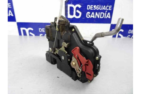 Cerradura puerta delantera derecha, Audi A4 Berlina (8E) 2.5 TDI (120kW) 2003, 8E1837016C