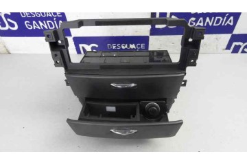 Cenicero, Kia Sorento (Bl) 2.5 CRDi Concept 2006, 84570-3E00