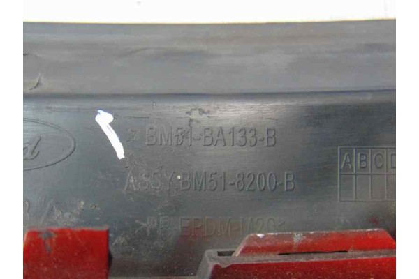 Rejilla delantera, Ford Focus Berlina (CB8) Trend 2012, 8M51-BA133-B