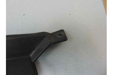 Rejilla delantera, Ford Focus Berlina (CB8) Trend 2012, 8M51-BA133-B