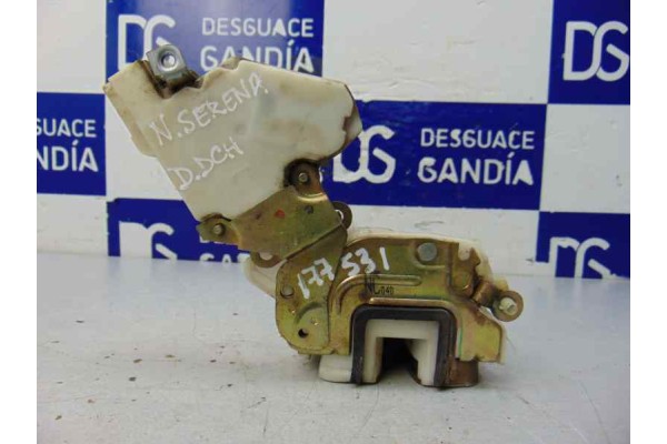 Cerradura puerta delantera derecha, Nissan Serena (C23M) 2.3 SLX Diesel 2000, 8055261