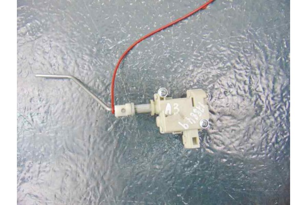 Tapa exterior combustible, Audi A3 Sportback (8PA) 2.0 TDI Ambiente 2005, 8P4862153