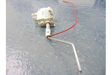 Tapa exterior combustible, Audi A3 Sportback (8PA) 2.0 TDI Ambiente 2005, 8P4862153