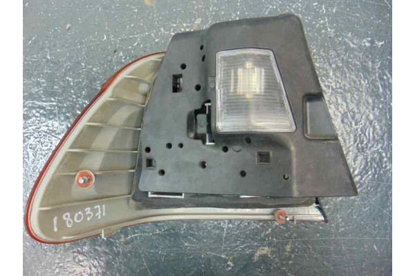 Piloto trasero derecho, Bmw Serie 3 Berlina (E46) 316i 2001, 8364922