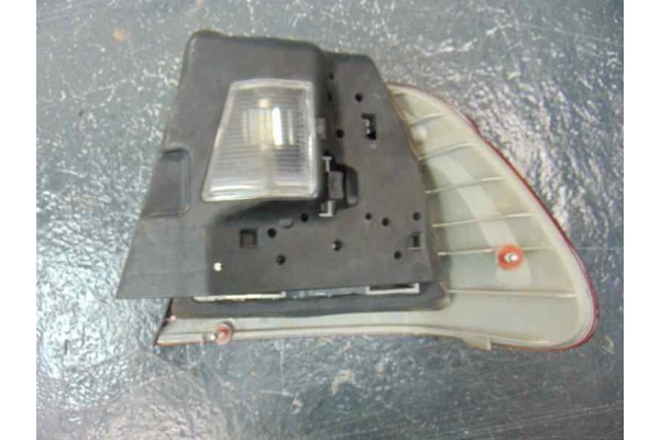 Piloto trasero izquierdo, Bmw Serie 3 Berlina (E46) 316i 2001, 8364921