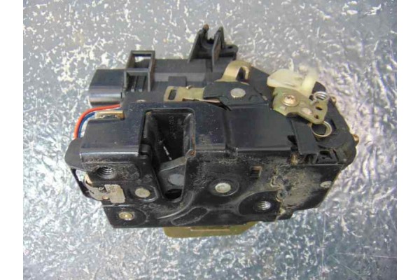 Cerradura puerta delantera derecha, Audi A6 Avant (4B5) 2.7 T Quattro 2001, 4B1837016B