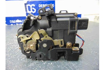 Cerradura puerta trasera izquierda, Audi A6 Avant (4B5) 2.7 T Quattro 2001, 8B0839015B