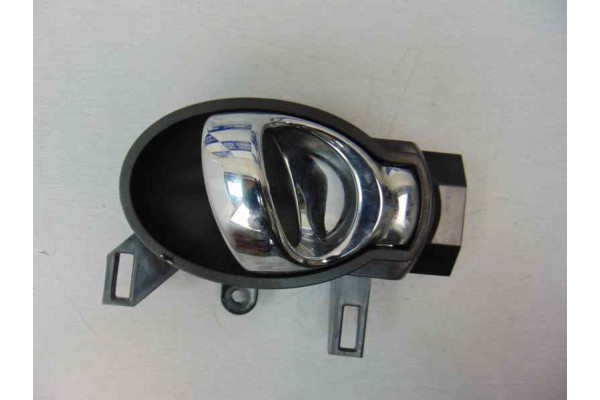 Maneta interior delantera derecha, Nissan Juke (F15E) Acenta 2013