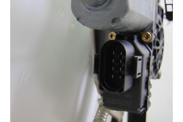 4B0837461  ELEVALUNAS DELANTERO IZQUIERDO AUDI A6 BERLINA (4B2) 2.8 Quattro 2000 4B0837461 189696 AUDI - 5