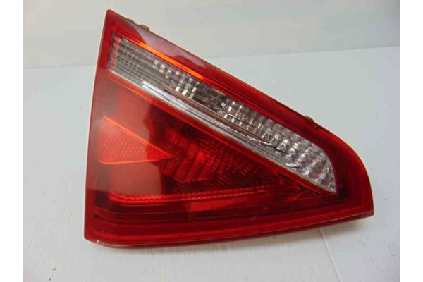 Piloto trasero izquierdo interior, Audi A5 Coupe (8T) 2.7 Tdi 2010, 8T0945093